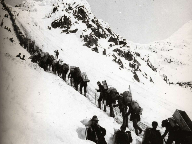 Yukon Gold Rush - Chilkot Pass